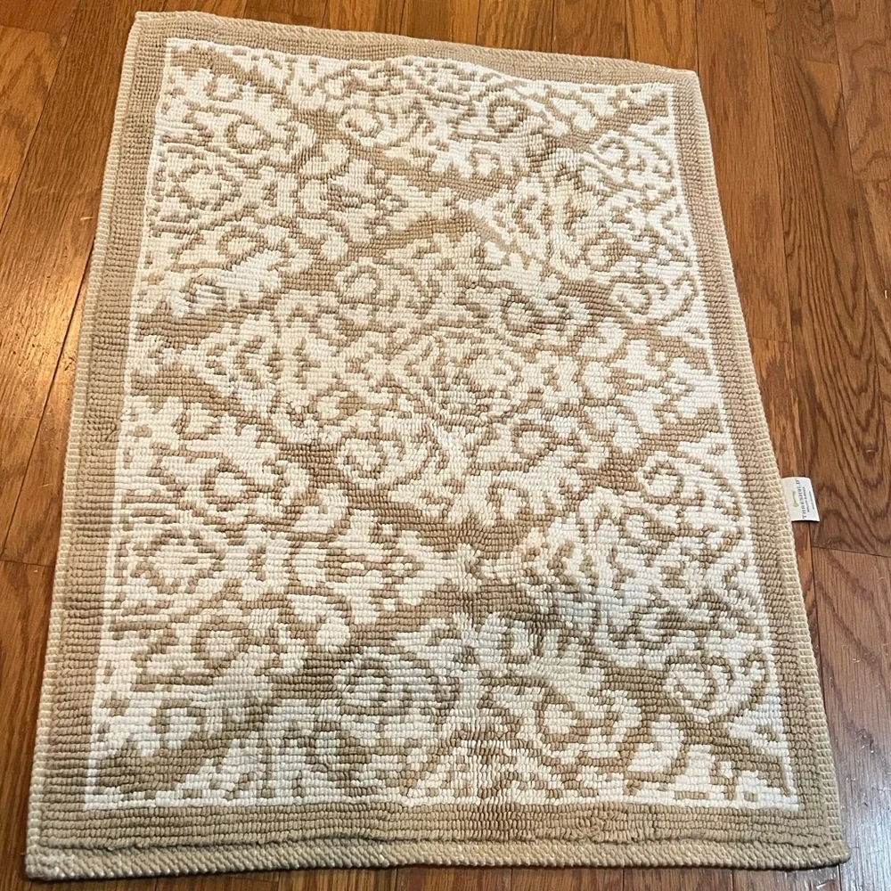⚠️ 5/25$ Threshold textured floor rug/bath mat